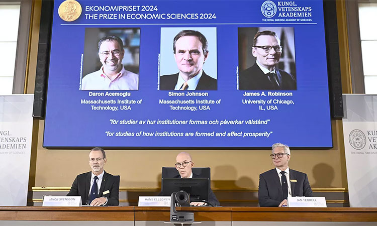 Ambiguities galore in Economics Nobel