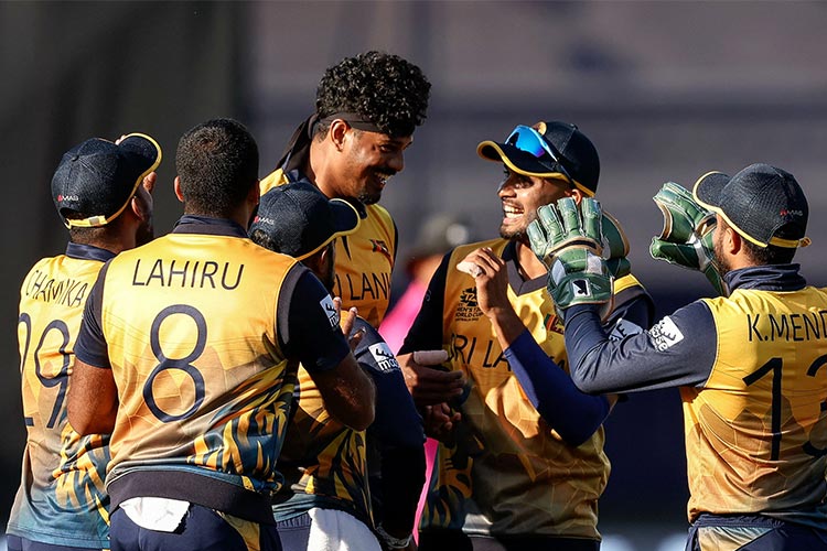 Mendis fires Sri Lanka past Netherlands into T20 World Cup Super 12