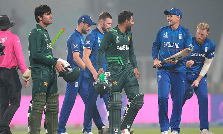 England send Pakistan crashing out of World Cup with thumping win