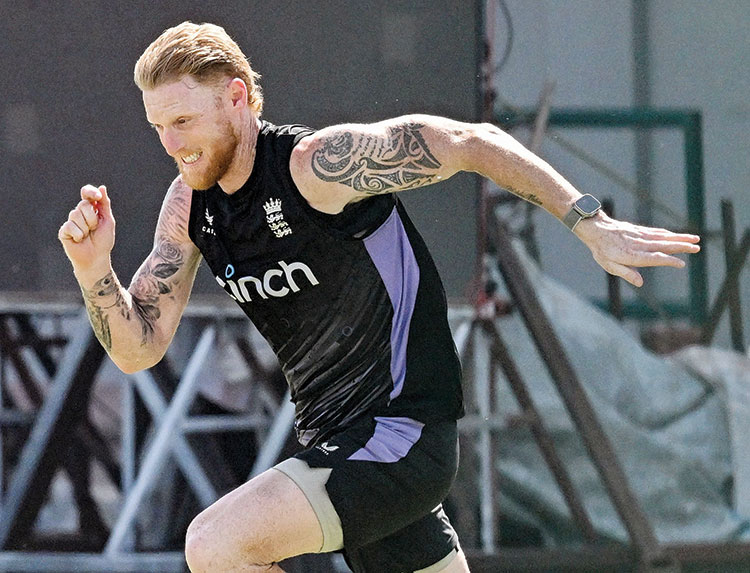 England ready   for Pakistan’s   spin assault as   Stokes returns   for second Test