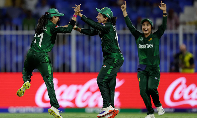 Sana stars as Pakistan get off to winning start with Sri Lanka romp