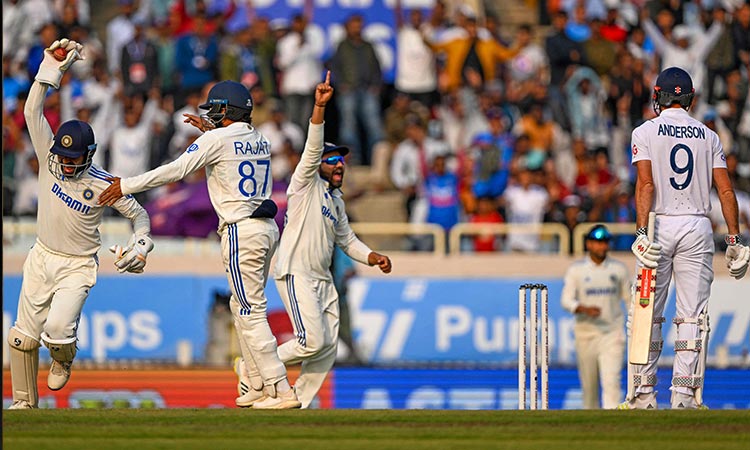 Jurel, Ashwin turn the tables on England as India chase 192