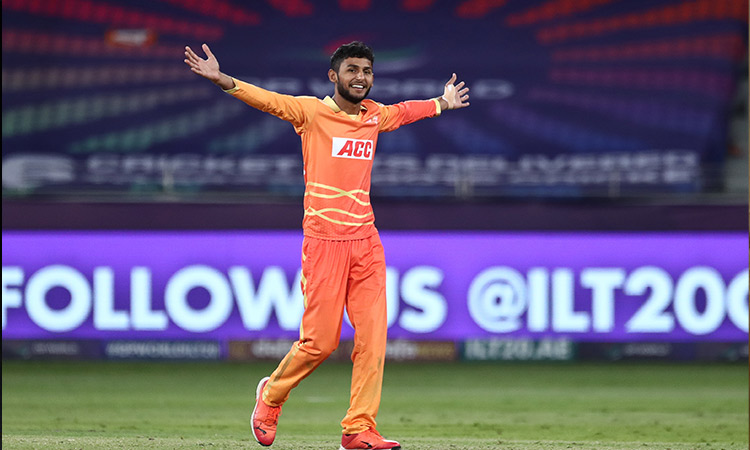 Gulf Giants rout Sharjah Warriors to keep playoffs hopes alive