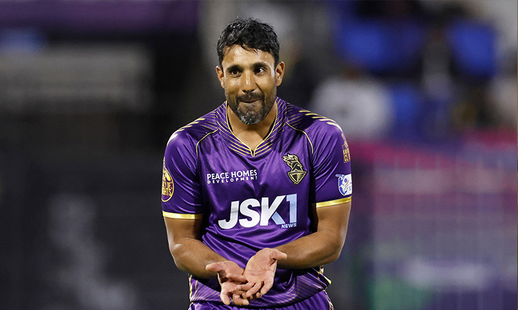 Bopara, Little too much for Warriors as  Knight Riders close in on playoff berth