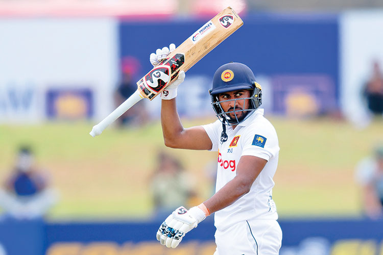 Mendis ton rescues Lanka against N.Zealand on opening day of 1st Test